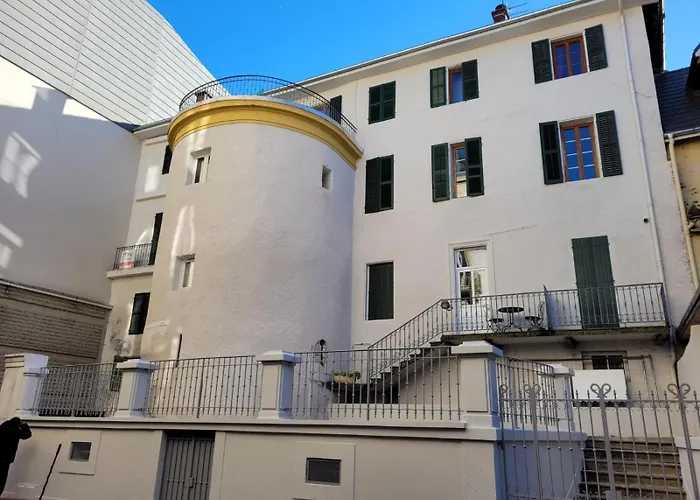 Studio calme et chaleureux Aix centre