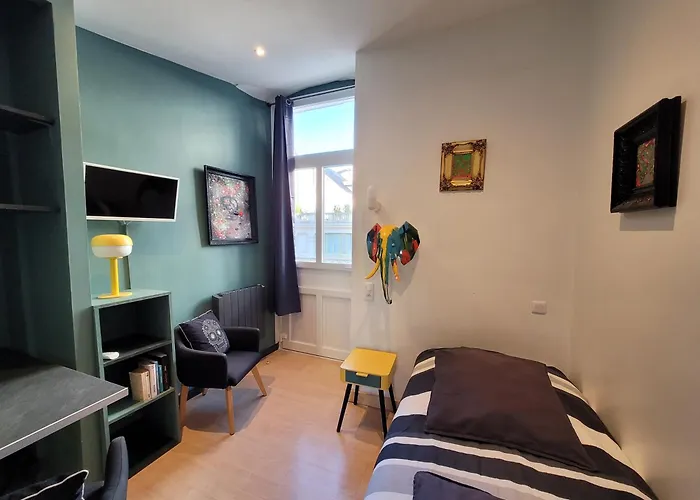 Studio calme et chaleureux Aix centre