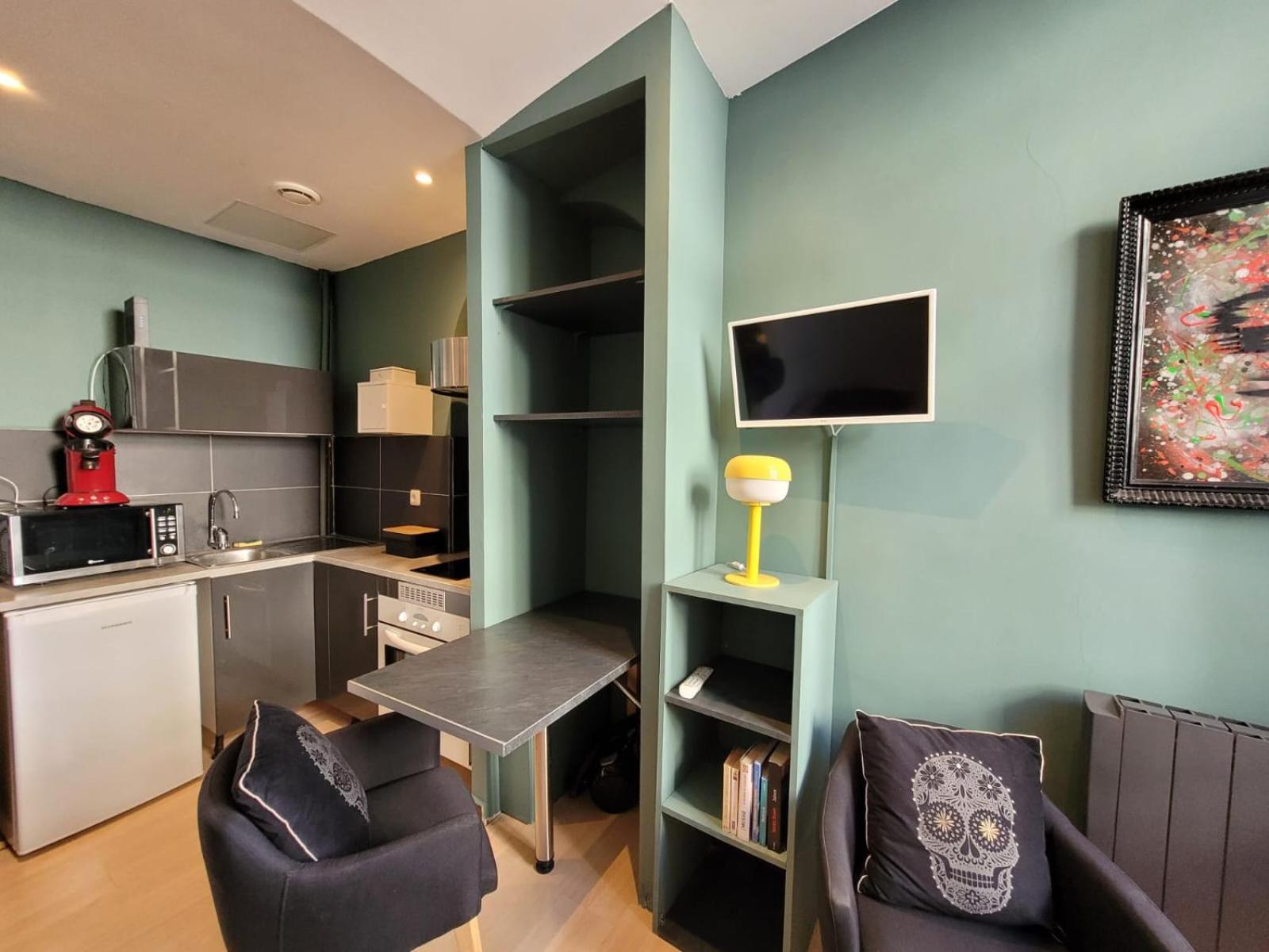 Calme Et Chaleureux Aix Centre Appartement *