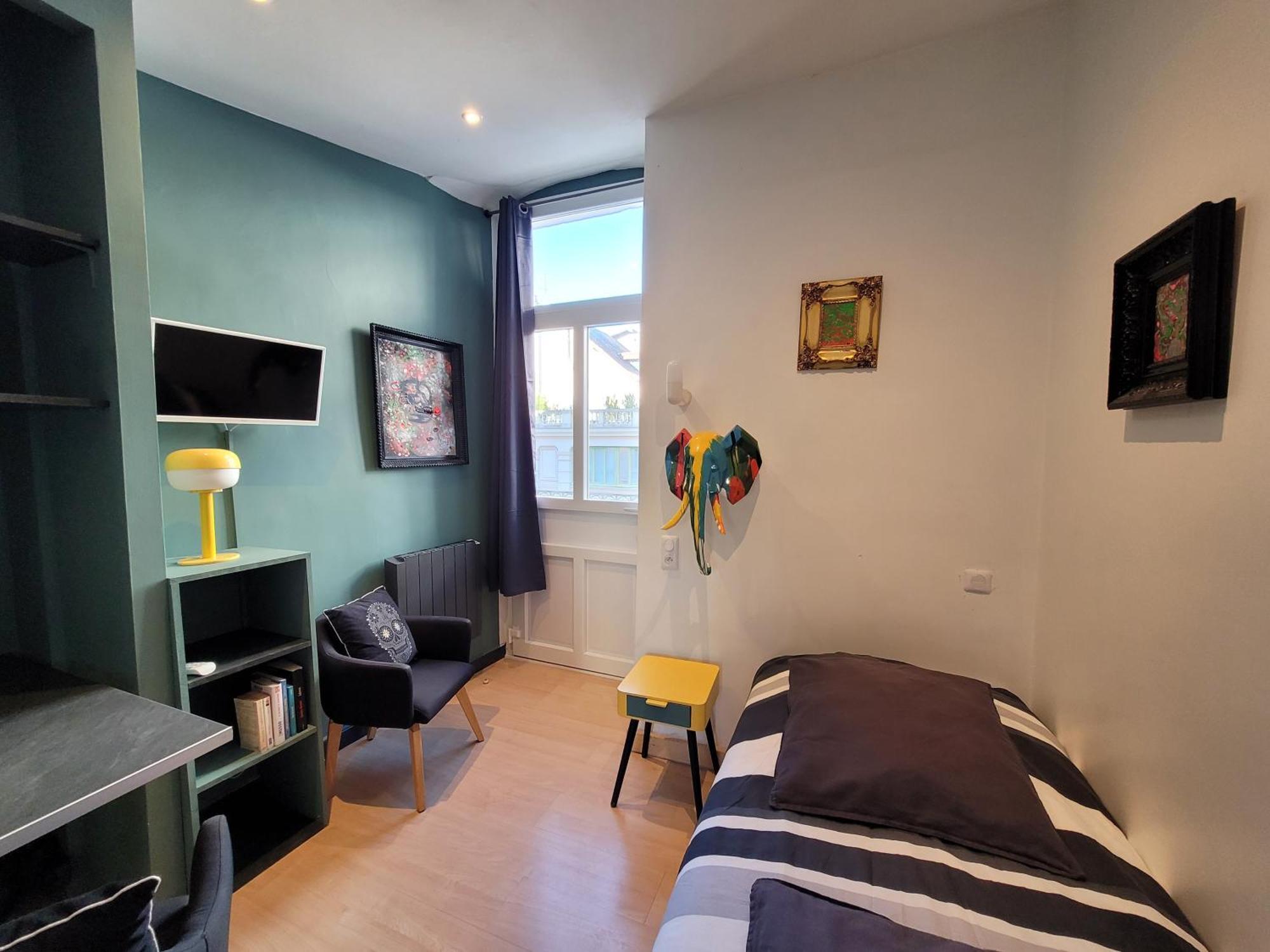 Calme Et Chaleureux Aix Centre Appartement *